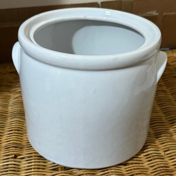 Vintage McCoy Lancaster Colony crock canister cookie jar. 1974-85. White & green - Picture 2 of 8